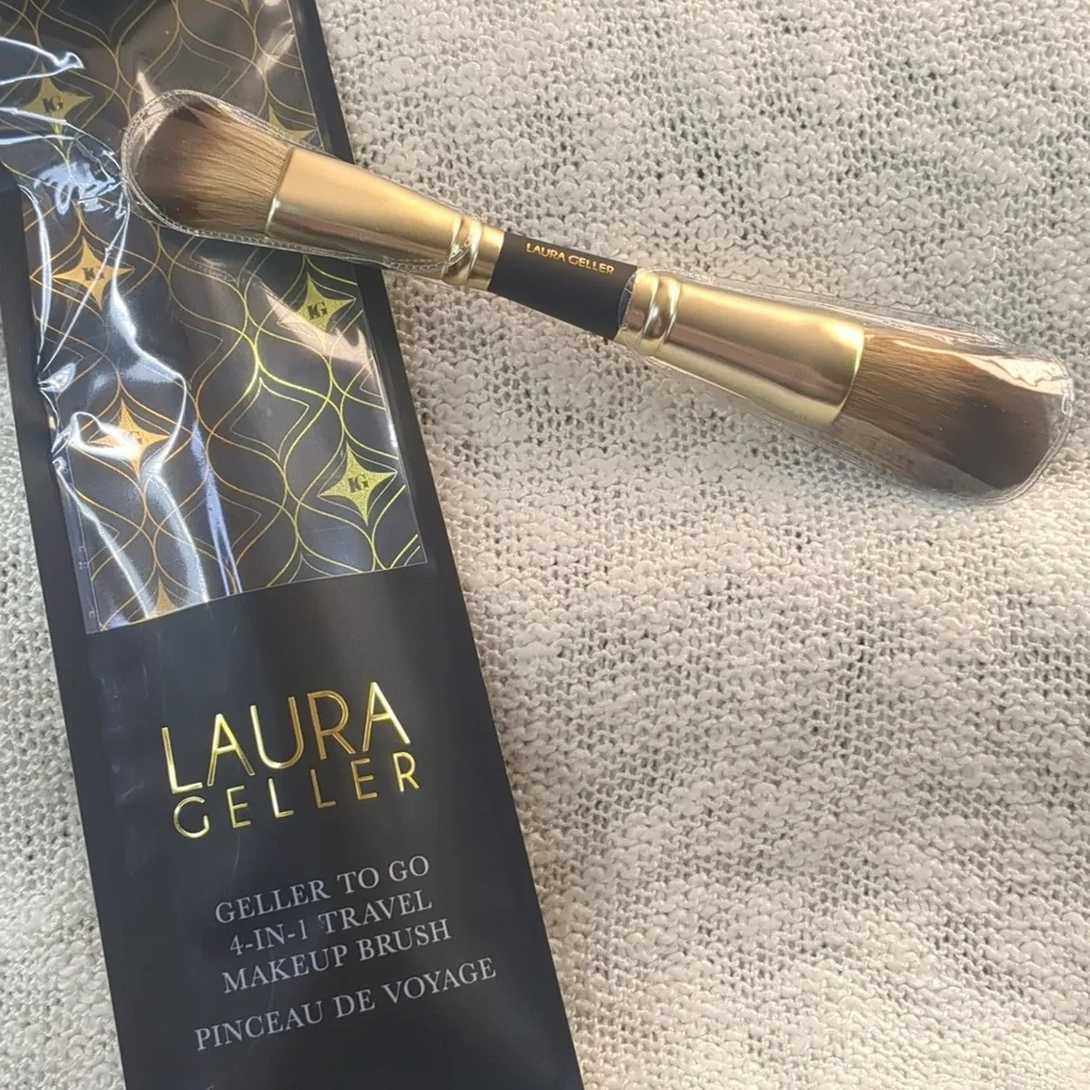 Laura Geller To-Go 4-in-1 Travel Makeup Brush